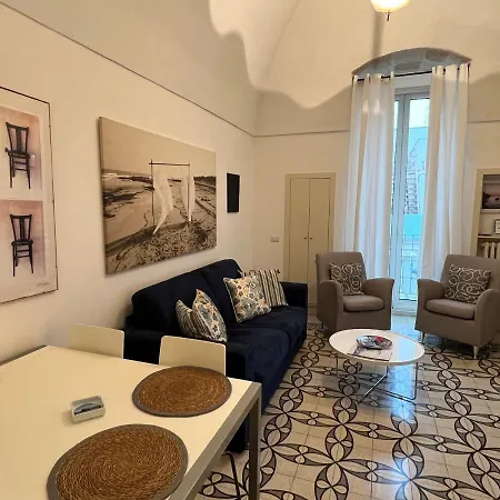 Donna Giulia Casa Vacanze * 滨海波利尼亚诺